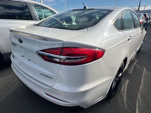 Used 2019 Ford Fusion Energi Titanium FWD image 4