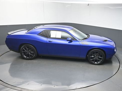 Used 2021 Dodge Challenger SXT w/ Blacktop Package image 44