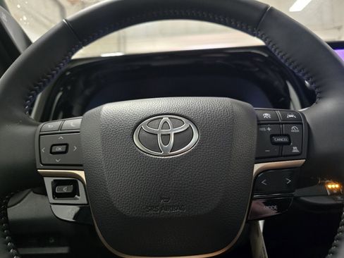 New 2026 Toyota Crown Platinum image 28