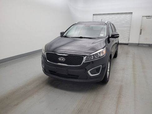 Used 2017 Kia Sorento AWD image 15