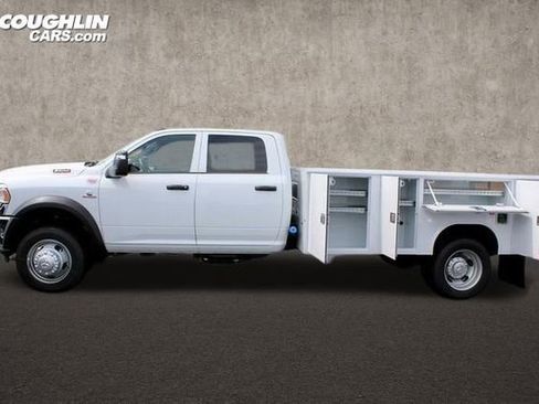 New 2024 RAM 5500 Tradesman w/ Chrome Appearance Group image 1