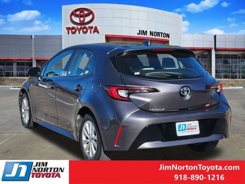 Used 2023 Toyota Corolla SE image 7