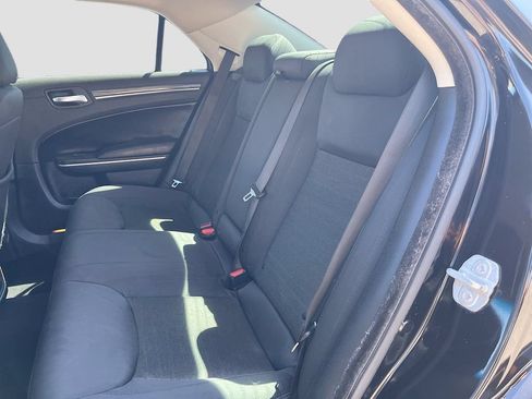 Used 2020 Chrysler 300 Touring w/ Sport Appearance Package RWD image 22