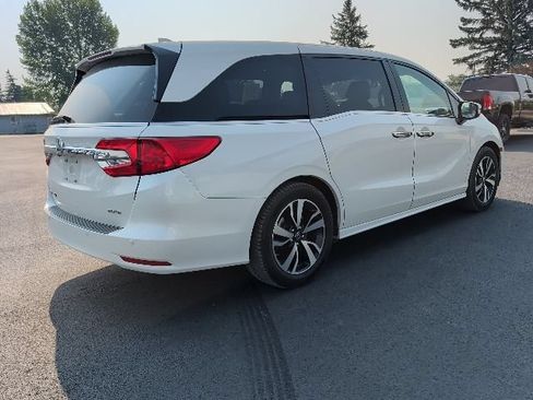 Used 2019 Honda Odyssey Elite image 3