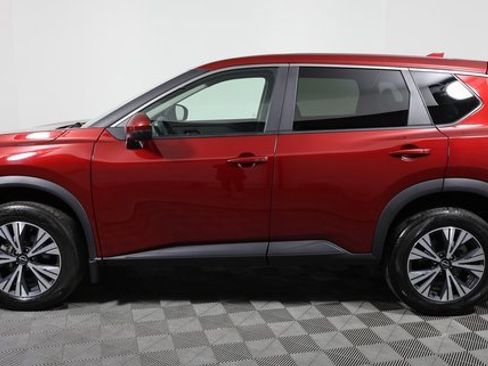 Used 2023 Nissan Rogue SV image 8
