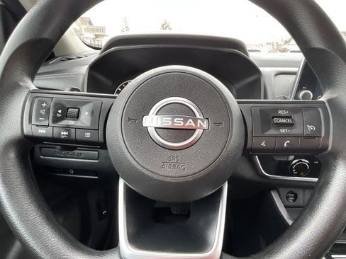 Used 2024 Nissan Rogue S image 13