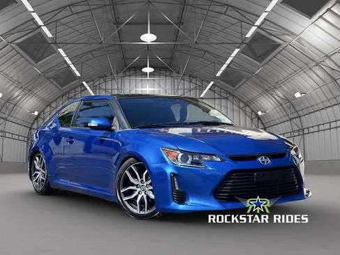 Used 2014 Scion tC FWD image 3