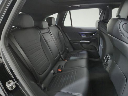 Used 2026 Mercedes-Benz GLC 300 image 21