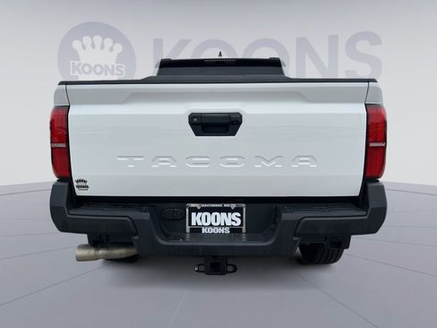 Used 2024 Toyota Tacoma SR RWD image 15