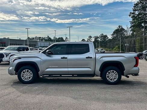 Used 2023 Toyota Tundra SR5 image 5