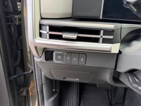 Certified 2025 Hyundai Santa Fe SEL AWD/4WD image 18