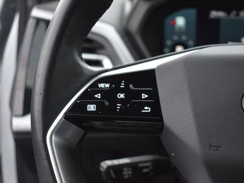 Used 2023 Audi Q4 e-tron Premium Plus w/ Premium Plus image 18