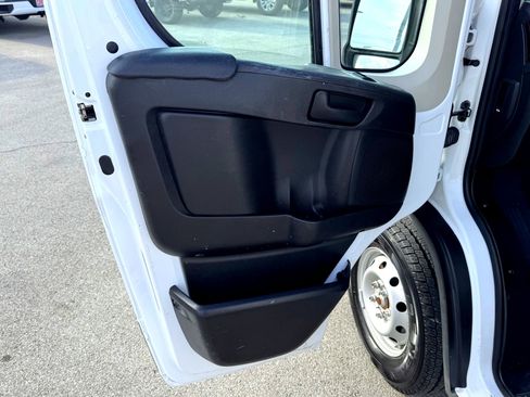 Used 2019 RAM ProMaster 1500 image 12