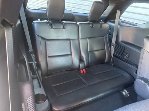 Used 2023 Ford Explorer ST image 31