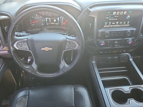 Used 2017 Chevrolet Silverado 1500 LTZ Z71 w/ LTZ Plus Package AWD/4WD image 10