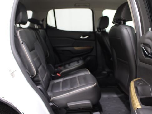 Used 2019 GMC Acadia Denali FWD image 30