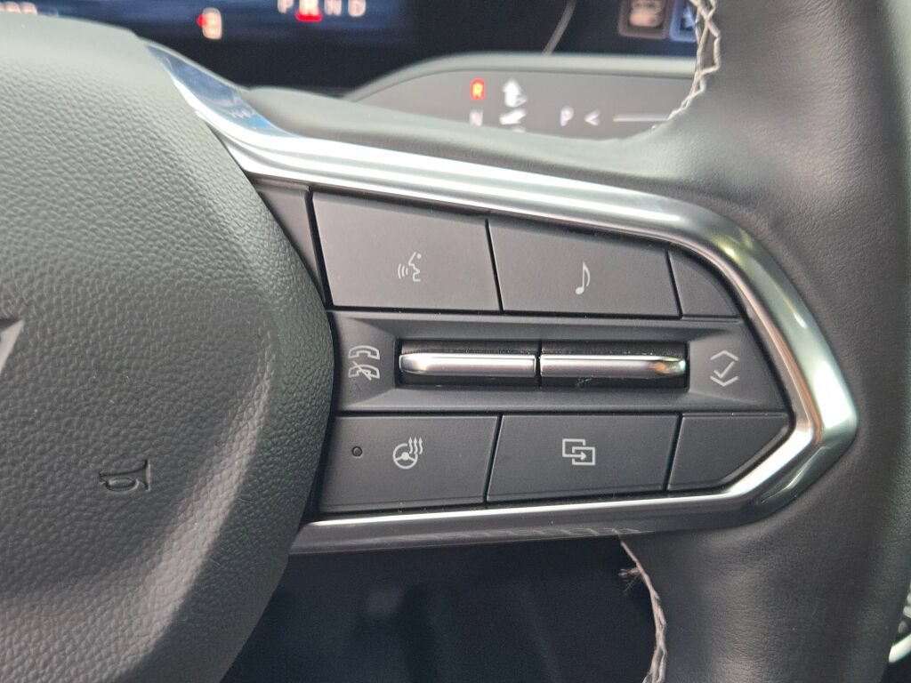 Used 2024 Chevrolet Blazer EV LT AWD/4WD image 32