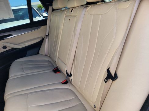 Used 2017 BMW X5 xDrive40e AWD/4WD image 17