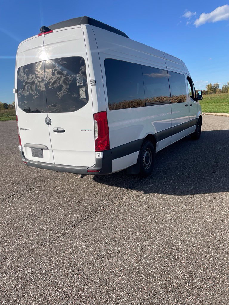 Used 2025 Mercedes-Benz Sprinter 2500 image 8