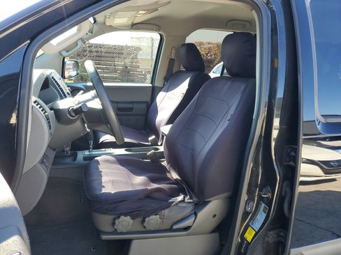 Used 2015 Nissan Xterra S w/ Nevada Tow Package image 11