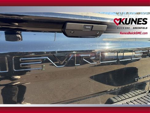 Used 2024 GMC Sierra 1500 AT4 w/ Technology Package image 36