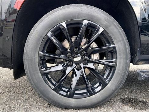 Used 2023 Cadillac Escalade Sport Platinum w/ LPO, ONYX Package image 8