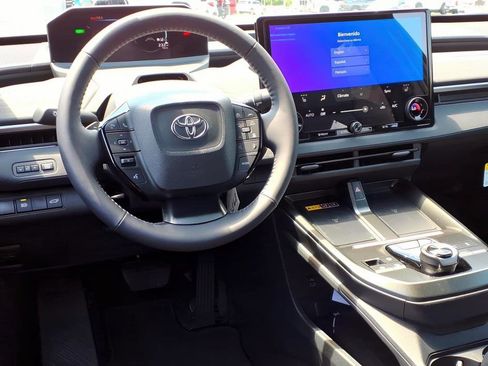 New 2026 Toyota C-HR AWD/4WD image 8