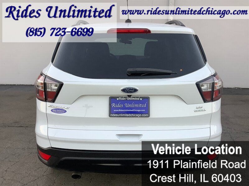 Used 2017 Ford Escape SE w/ SE Sport Appearance Package FWD image 8