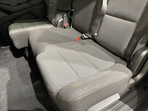 Used 2018 Chevrolet Traverse LS image 19