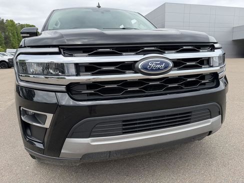 Used 2024 Ford Expedition Max Limited image 24