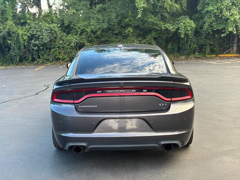 Used 2017 Dodge Charger SXT w/ Plus Group RWD image 7