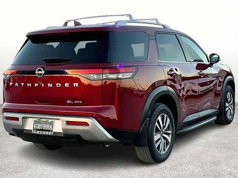Used 2022 Nissan Pathfinder SL image 15