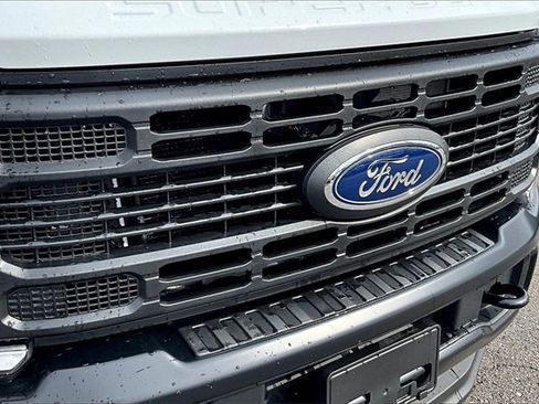 Used 2024 Ford F250 XL w/ Snow Plow/Camper Package image 22