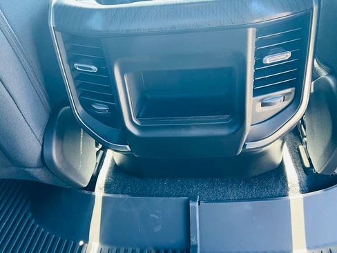 New 2026 RAM 1500 Big Horn AWD/4WD image 14