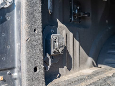 Certified 2019 Ford F450 Platinum w/ Platinum Ultimate Package image 18