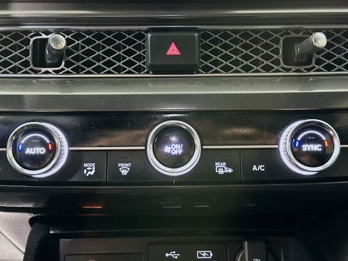 Used 2023 Acura Integra A-Spec image 23