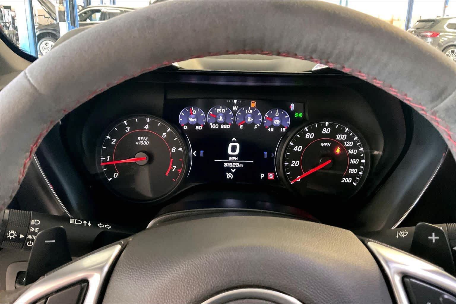 Used 2019 Chevrolet Camaro ZL1 RWD image 22