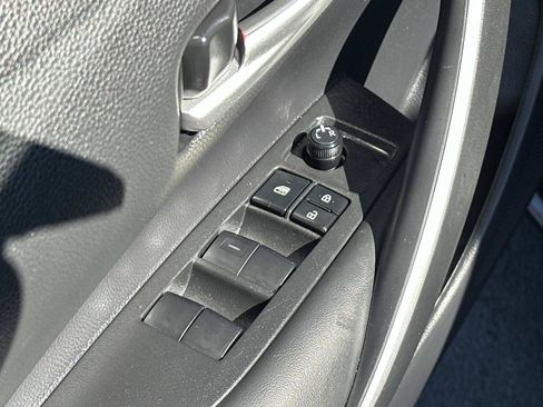 Used 2024 Toyota Corolla SE FWD image 16