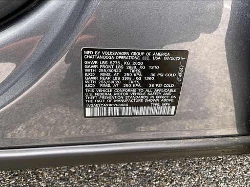 Used 2024 Volkswagen Atlas Cross Sport SEL R-Line AWD/4WD image 33