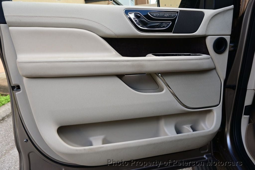Used 2019 Lincoln Navigator Reserve w/ Cargo Package AWD/4WD image 52