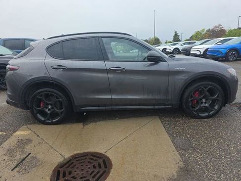 Used 2024 Alfa Romeo Stelvio Veloce AWD/4WD image 7