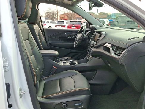 Used 2022 GMC Terrain AT4 w/ Infotainment Package II image 29
