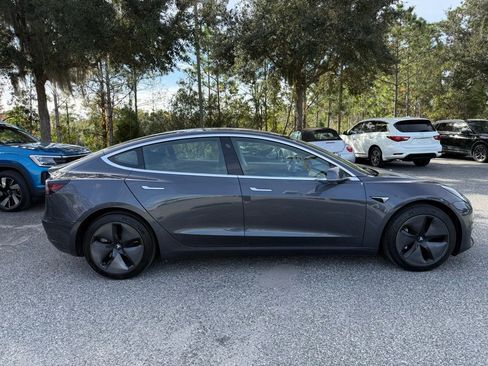 Used 2018 Tesla Model 3 Long Range image 5