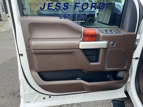 Used 2020 Ford F150 King Ranch image 9