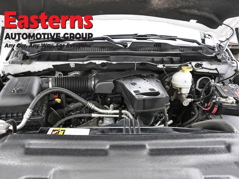 Used 2024 RAM 1500 Classic SLT AWD/4WD image 7
