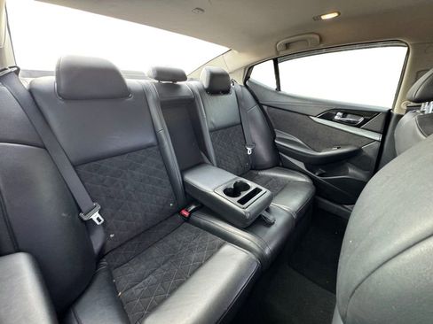 Used 2016 Nissan Maxima SR image 18
