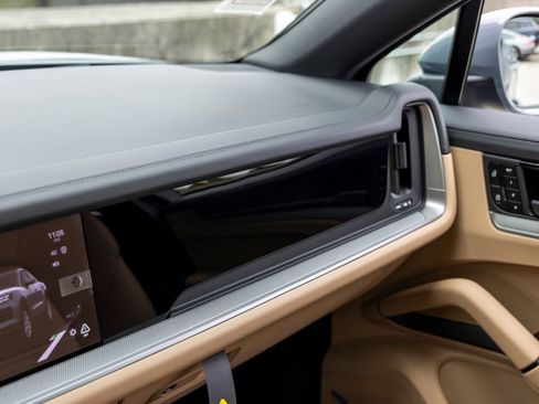 New 2026 Porsche Cayenne S AWD/4WD image 42