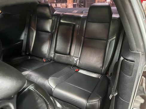 Used 2018 Dodge Challenger SXT Plus RWD image 21