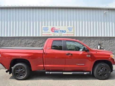 Used 2017 Toyota Tundra SR5 AWD/4WD image 9