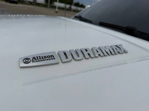 Used 2016 GMC Sierra 3500 SLT w/ Duramax Plus Package AWD/4WD image 10